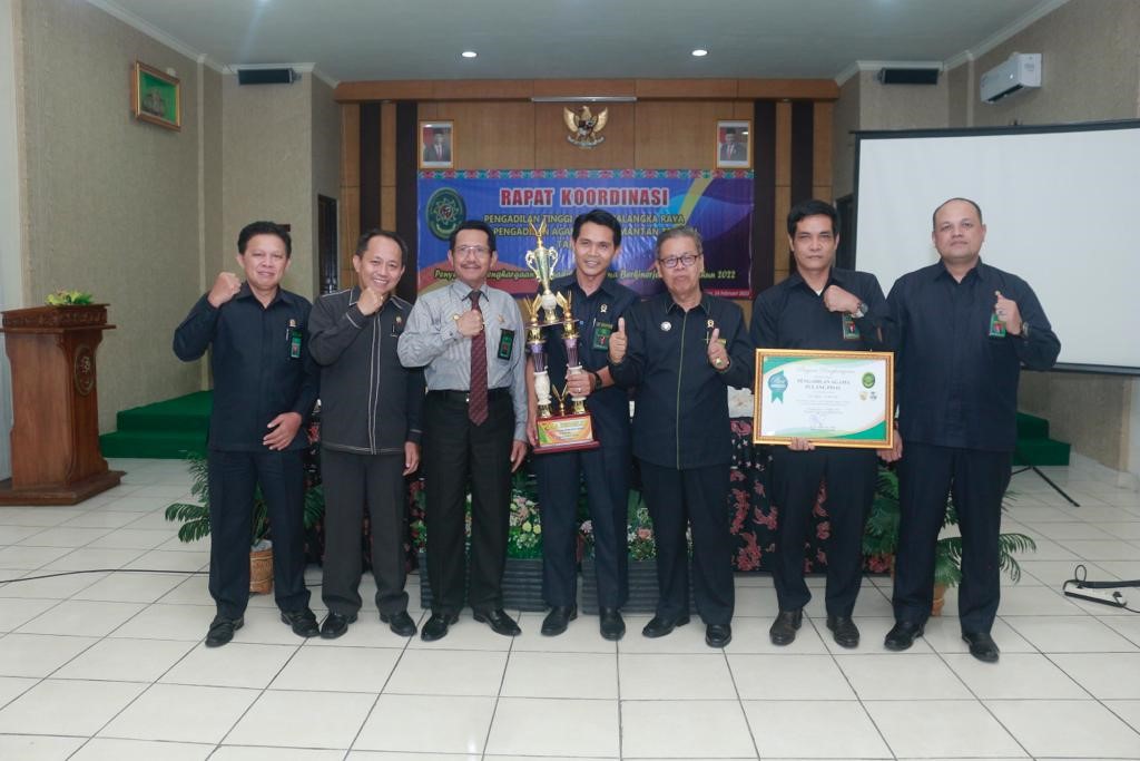 Kembali Menjadi Juara Umum Pengadilan Agama Pulang Pisau Meraih Kinerja Terbaik Tahun 2022